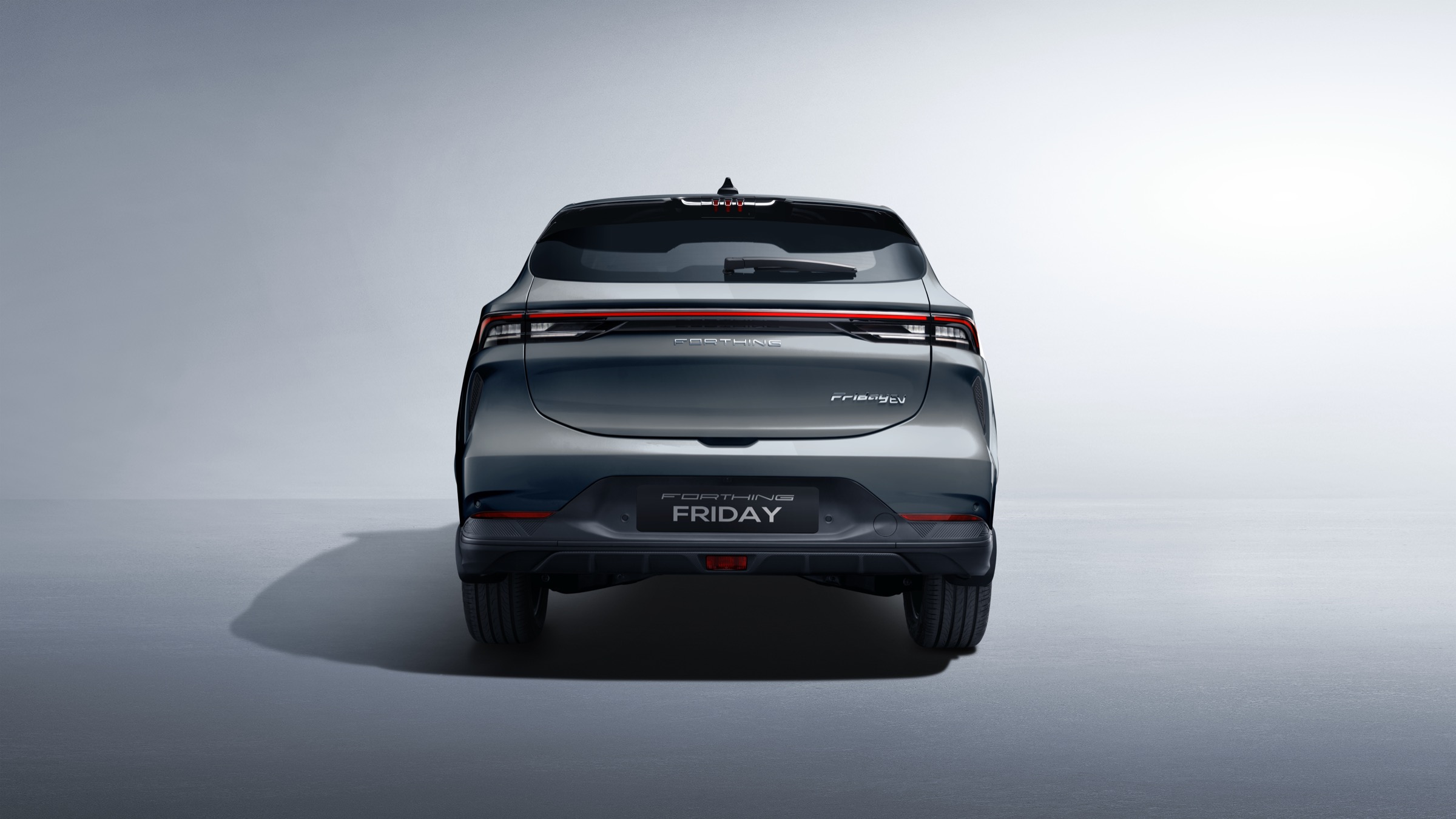 Forthing Friday rear view in Lunar Grey
